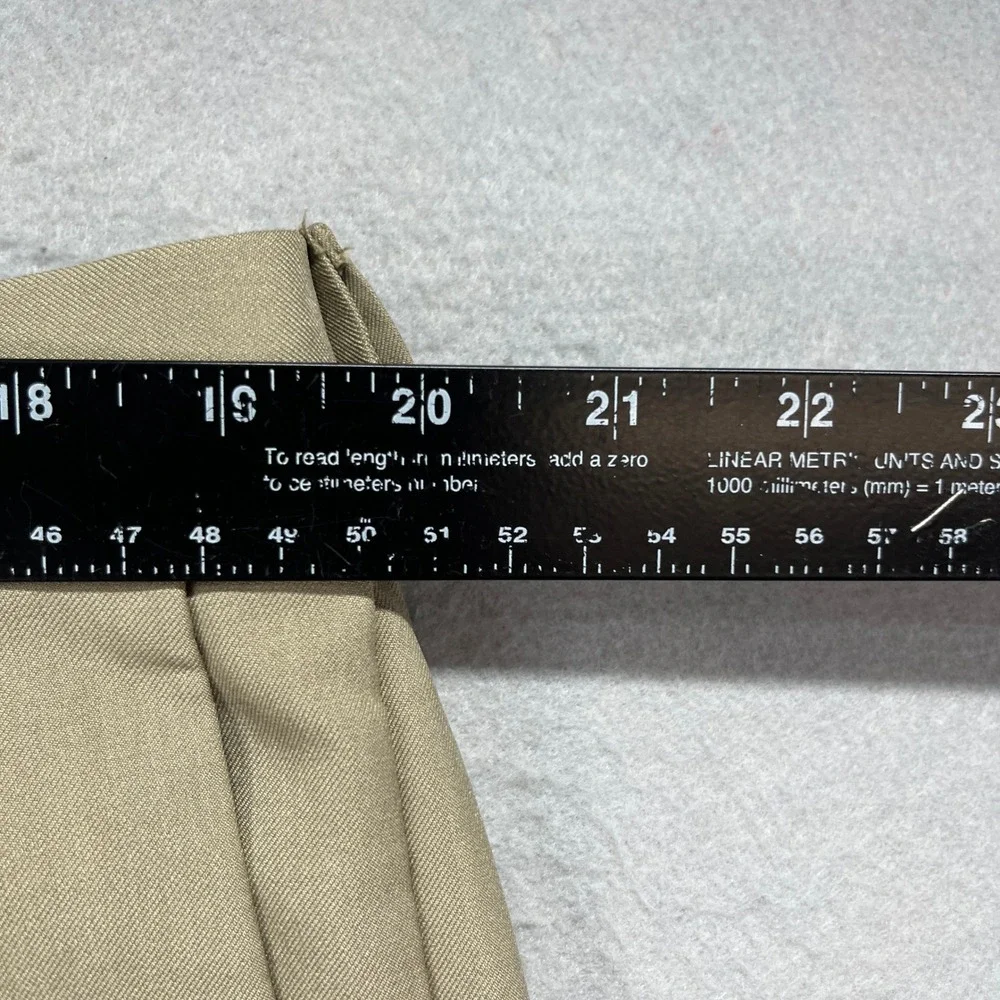 Haggar Dress Pants Mens 38x29 Premium Comfort Khaki Pleated Cuffed Professional